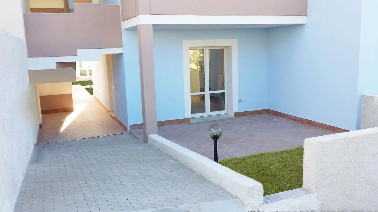 Affittimoderni Badesi Poggio Lägenhet